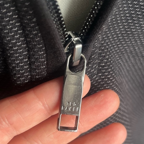 Ted Baker Men’s Half Zip - Picture 2 of 10